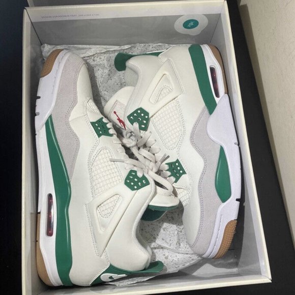 Nike SB x Jordan Air Jordan 4\